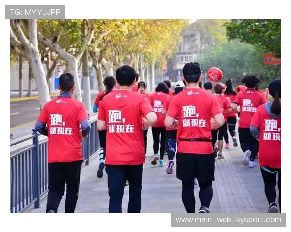 成都西南大学招聘考生跑步进场，视频受关注，西南大学跑步打卡