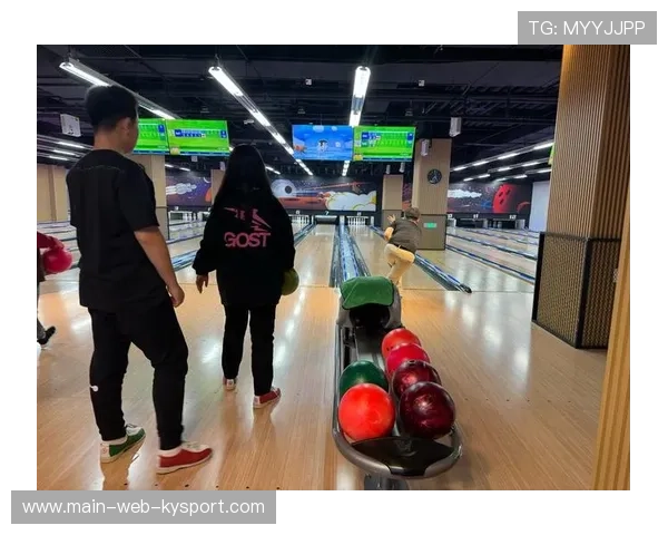 世界保龄球场馆青少年开放周：零门槛体验吸引新会员，世界保龄球大赛